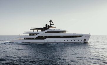 Utilising methanol fuel cell technology to reduce the environmental impact of yachting